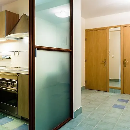 Sanhaus - Ul Haffnera I Okolice - 3-5 Minut Od Plazy I Deptaka * סופוט